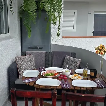 Apartment Lomas *